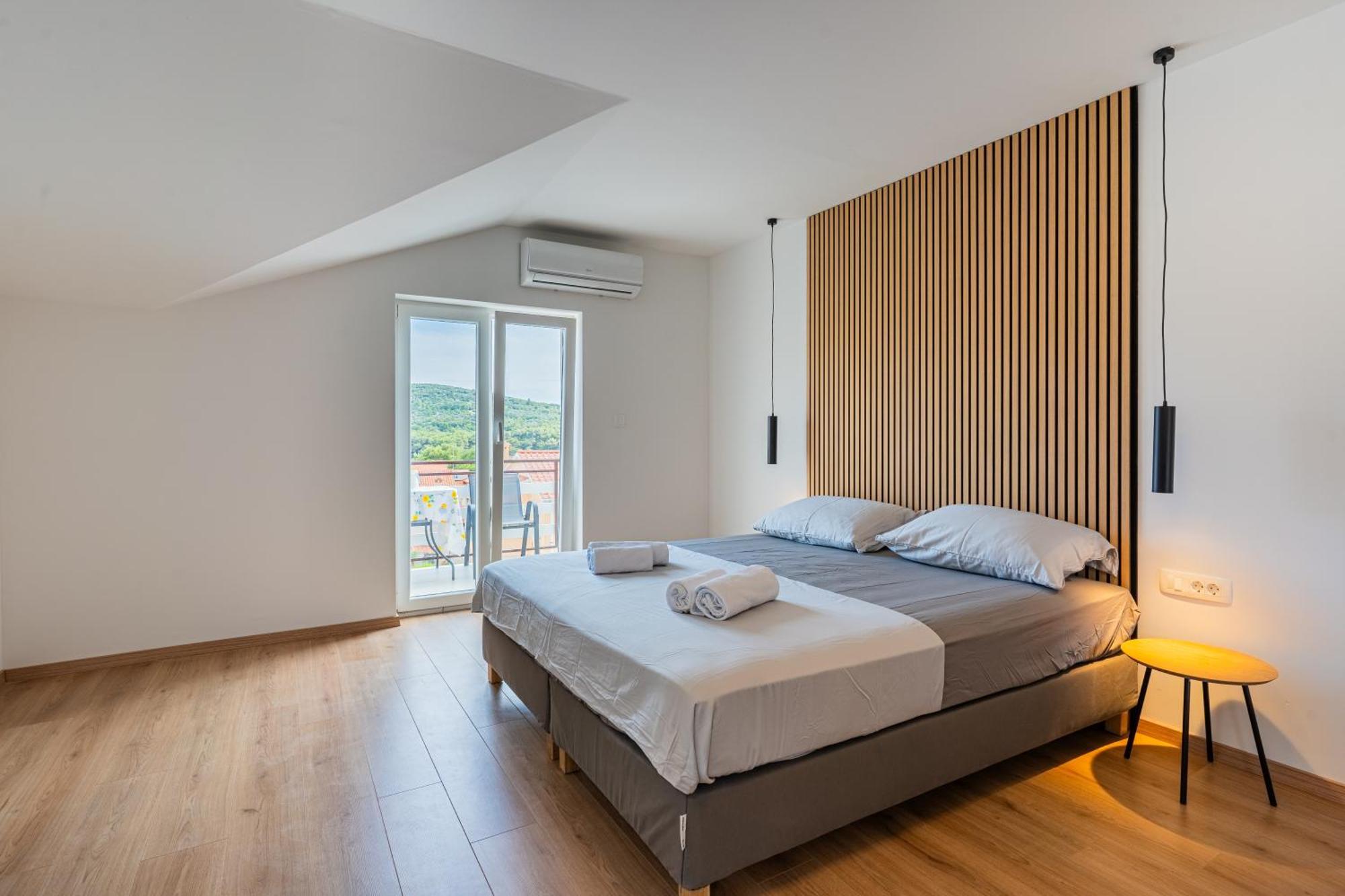 Apartments & Rooms Klemenc 茨雷斯 外观 照片